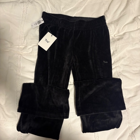 TNA Velour Flare Pants — Black (XS, Brand New w/ Tags) - Picture 1 of 4